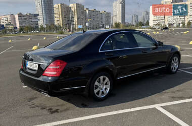 Седан Mercedes-Benz S-Class 2013 в 
