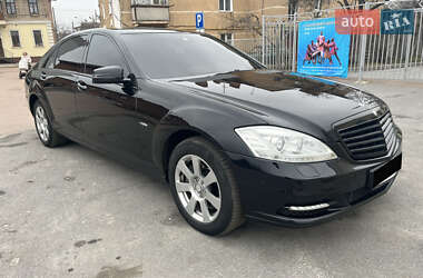 Седан Mercedes-Benz S-Class 2011 в 