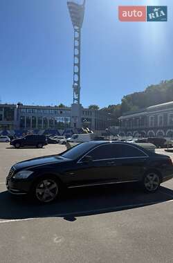 Седан Mercedes-Benz S-Class 2011 в 