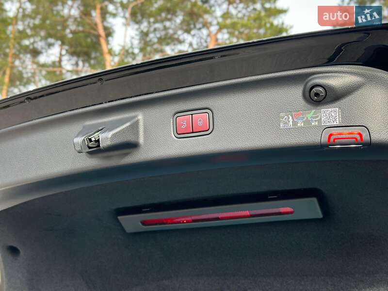 Седан Mercedes-Benz S-Class 2022 в Киеве