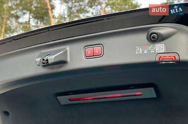 Седан Mercedes-Benz S-Class 2022 в 