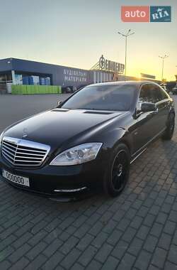 Седан Mercedes-Benz S-Class 2011 в 