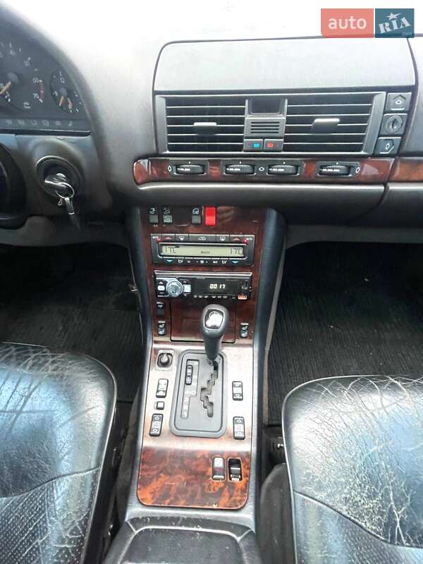 Седан Mercedes-Benz S-Class 1996 в Києві