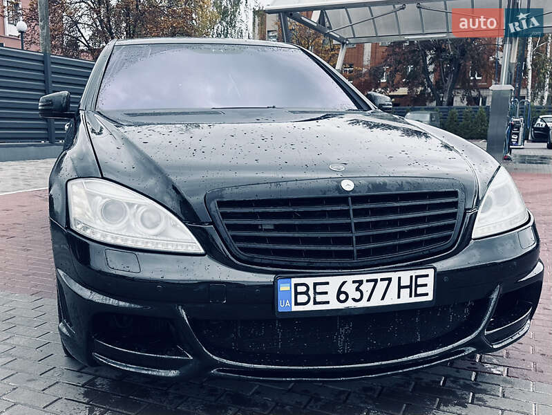 Седан Mercedes-Benz S-Class 2006 в 