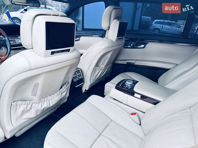 Седан Mercedes-Benz S-Class 2006 в Черкассах