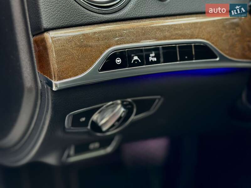 Седан Mercedes-Benz S-Class 2015 в Ивано-Франковске