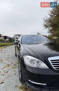 Седан Mercedes-Benz S-Class 2008 в 