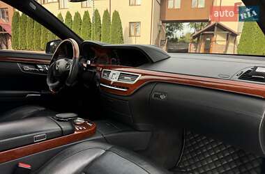 Седан Mercedes-Benz S-Class 2006 в  фото 37 Седан Mercedes-Benz S-Class 2006 в