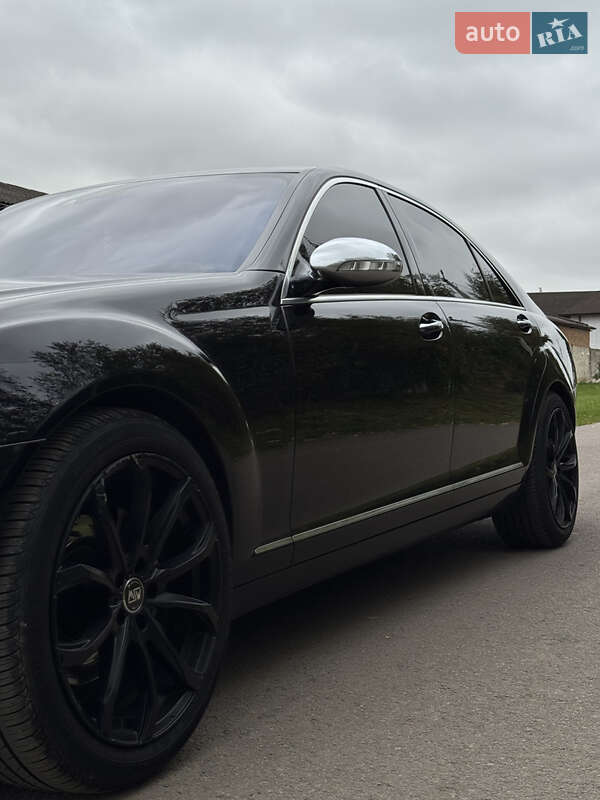 Седан Mercedes-Benz S-Class 2006 в Ровно