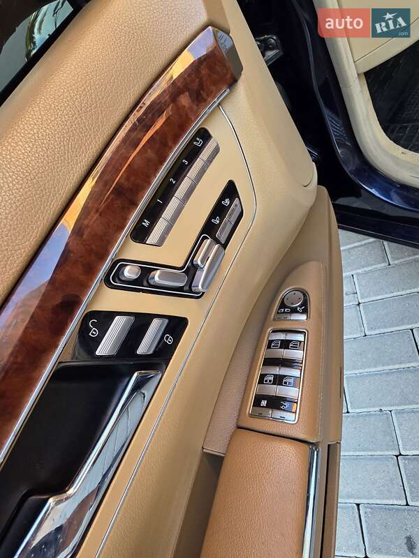 Седан Mercedes-Benz S-Class 2007 в Ровно