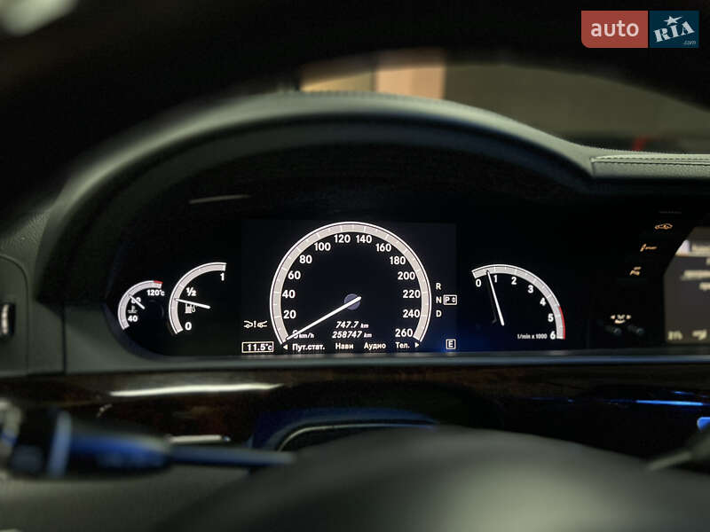 Седан Mercedes-Benz S-Class 2012 в Киеве