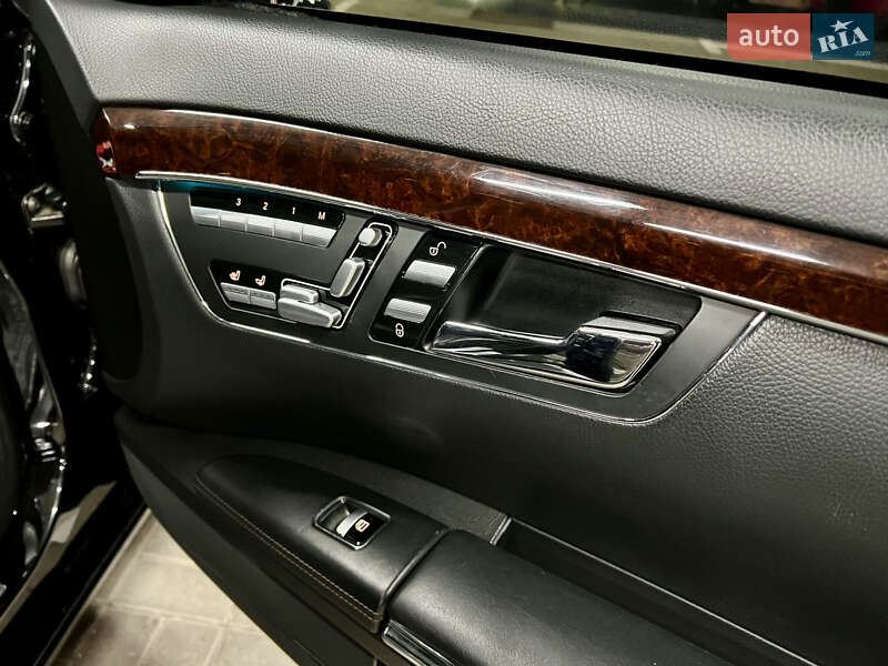 Седан Mercedes-Benz S-Class 2012 в Киеве