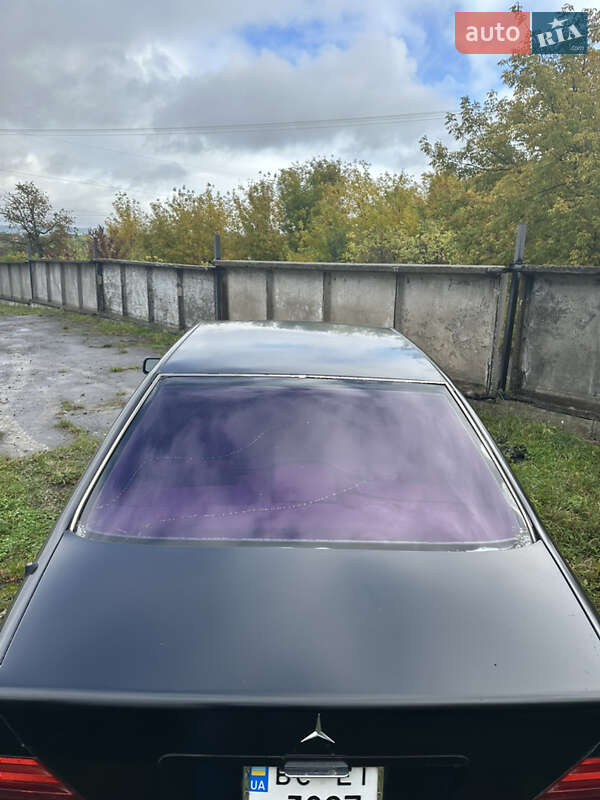 Седан Mercedes-Benz S-Class 1993 в Львове