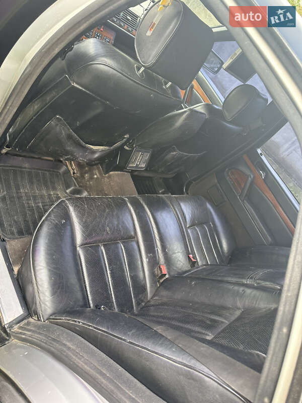 Седан Mercedes-Benz S-Class 1993 в Львове