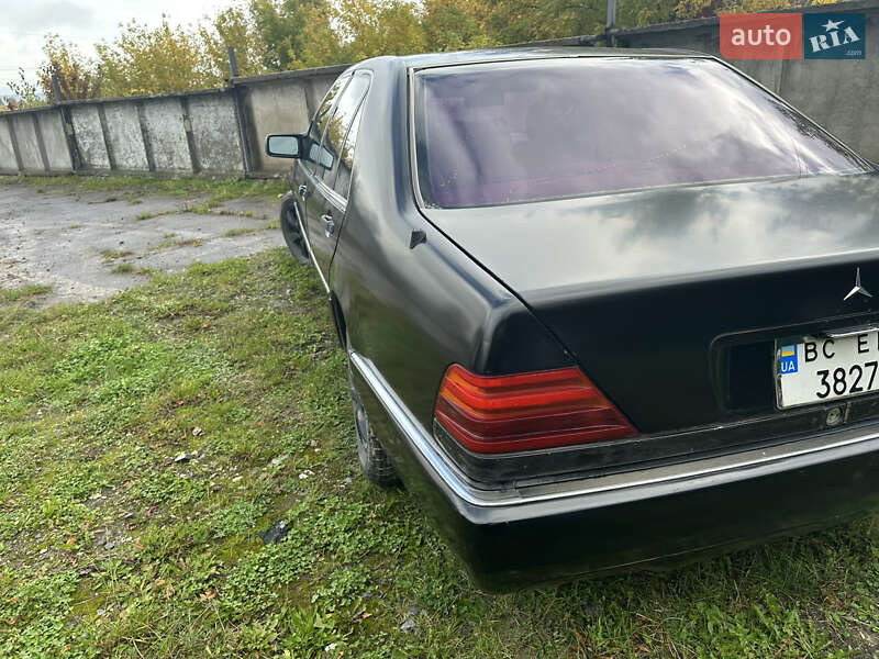 Седан Mercedes-Benz S-Class 1993 в Львове