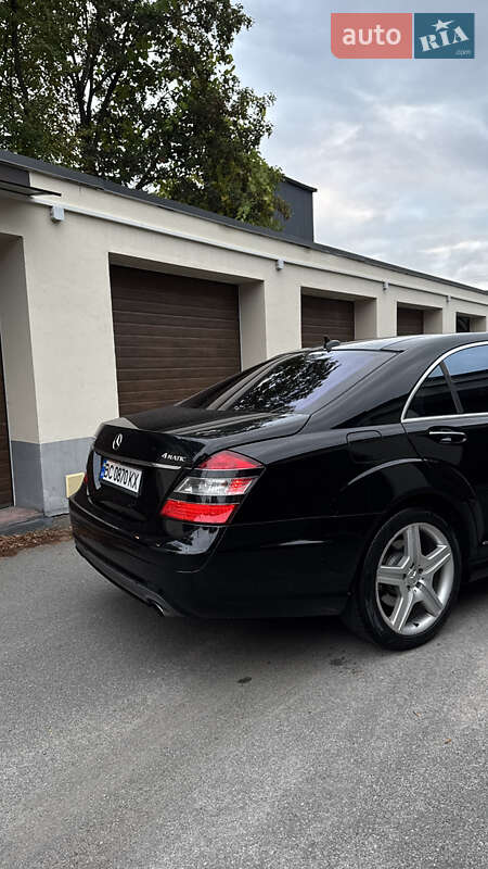 Седан Mercedes-Benz S-Class 2007 в Виннице