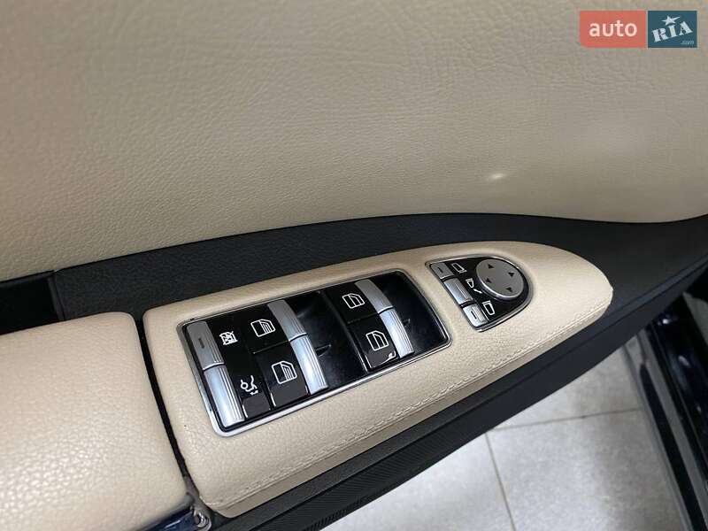 Седан Mercedes-Benz S-Class 2013 в Киеве
