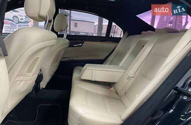Седан Mercedes-Benz S-Class 2013 в 