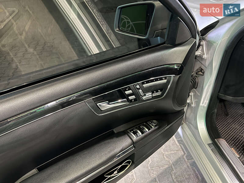 Седан Mercedes-Benz S-Class 2010 в Тернополі