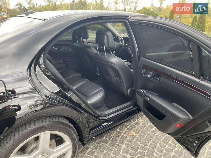 Седан Mercedes-Benz S-Class 2007 в Днепре