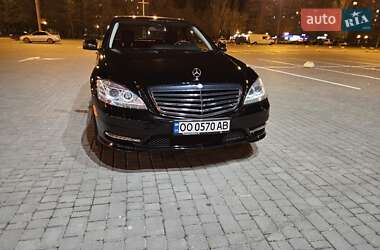 Седан Mercedes-Benz S-Class 2012 в 