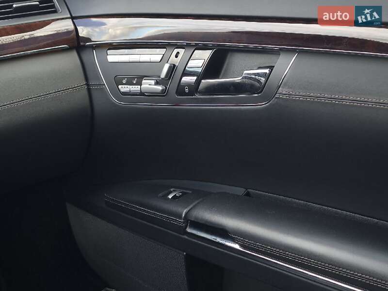Седан Mercedes-Benz S-Class 2010 в Киеве