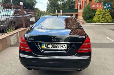 Седан Mercedes-Benz S-Class 2006 в 