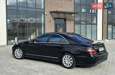 Седан Mercedes-Benz S-Class 2005 в  фото 5 Седан Mercedes-Benz S-Class 2005 в