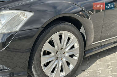 Седан Mercedes-Benz S-Class 2005 в  фото 18 Седан Mercedes-Benz S-Class 2005 в