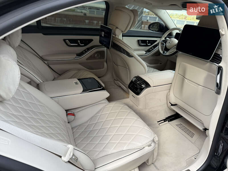 Седан Mercedes-Benz S-Class 2025 в Киеве