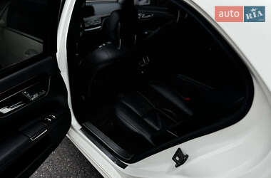 Седан Mercedes-Benz S-Class 2008 в 
