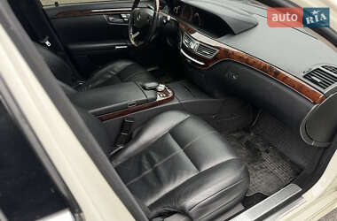 Седан Mercedes-Benz S-Class 2008 в 