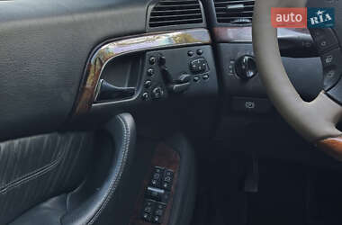 Седан Mercedes-Benz S-Class 2004 в 