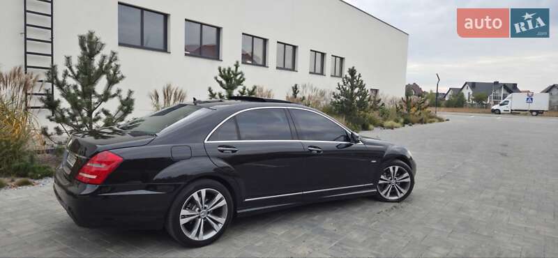Седан Mercedes-Benz S-Class 2011 в Луцке