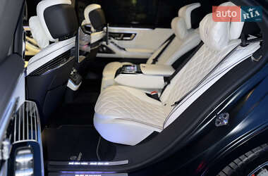 Седан Mercedes-Benz S-Class 2022 в 