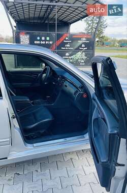 Седан Mercedes-Benz S-Class 2000 в 