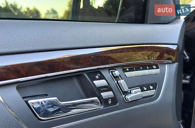 Седан Mercedes-Benz S-Class 2012 в 