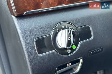 Седан Mercedes-Benz S-Class 2012 в 