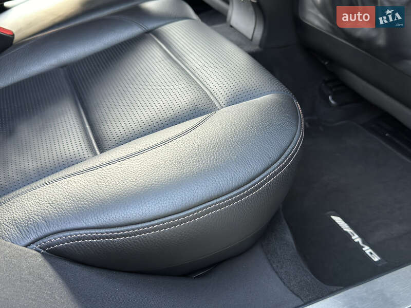 Седан Mercedes-Benz S-Class 2012 в Ровно