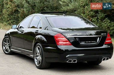 Седан Mercedes-Benz S-Class 2012 в 