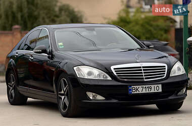 Седан Mercedes-Benz S-Class 2008 в 