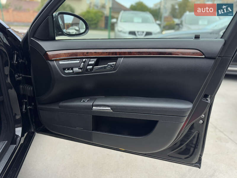 Седан Mercedes-Benz S-Class 2008 в Бердичеве