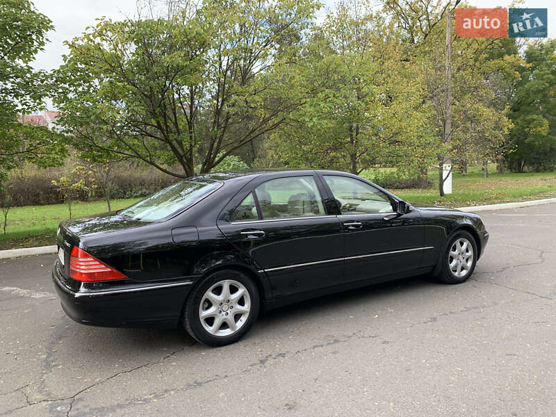 Седан Mercedes-Benz S-Class 2004 в Одессе