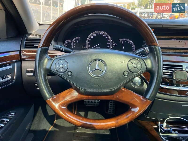 Седан Mercedes-Benz S-Class 2010 в Киеве
