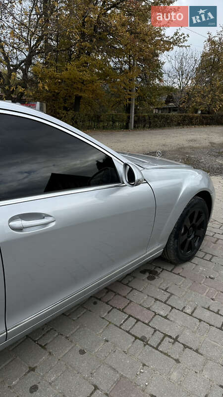 Седан Mercedes-Benz S-Class 2006 в Косове