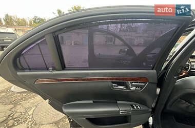 Седан Mercedes-Benz S-Class 2009 в  фото 12 Седан Mercedes-Benz S-Class 2009 в