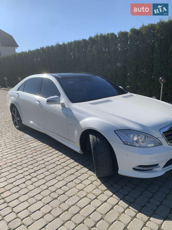 Седан Mercedes-Benz S-Class 2011 в Дунаевцах фото 2 Седан Mercedes-Benz S-Class 2011 в Дунаевцах