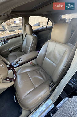 Седан Mercedes-Benz S-Class 2008 в  фото 21 Седан Mercedes-Benz S-Class 2008 в