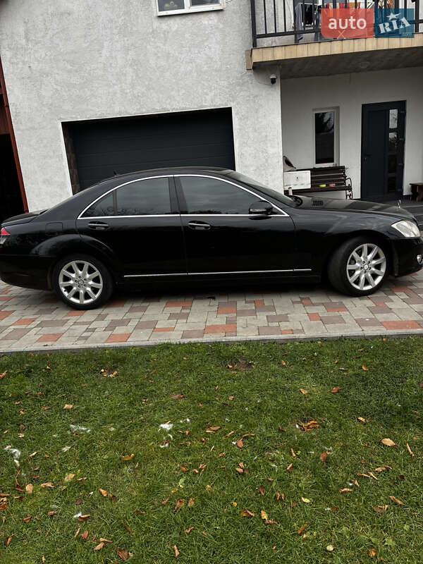 Седан Mercedes-Benz S-Class 2008 в Львові