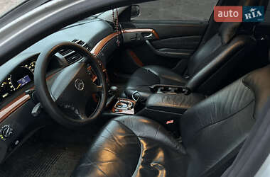 Седан Mercedes-Benz S-Class 2001 в  фото 10 Седан Mercedes-Benz S-Class 2001 в
